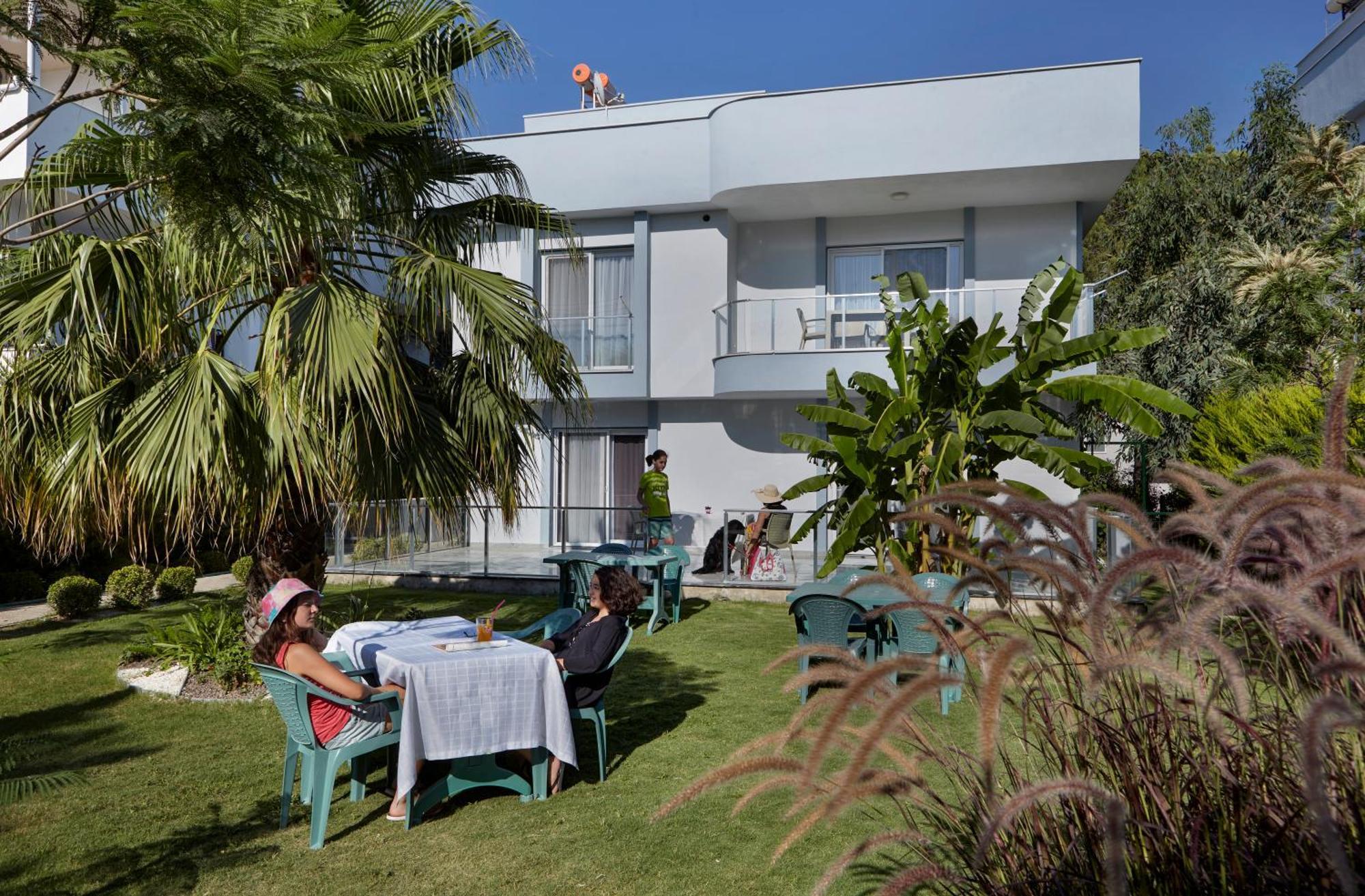 Palmiyem Apart Otel Seferihisar Ngoại thất bức ảnh